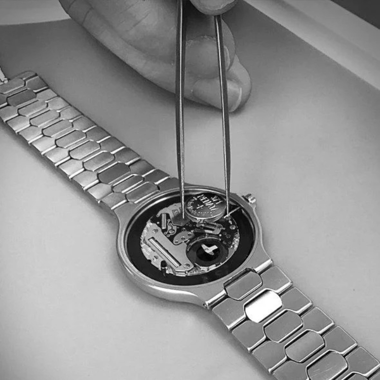 ae8a5bfe_QuartzWatchServicing.jpg