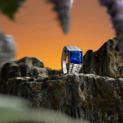 Sapphire and diamond masterpiece ring