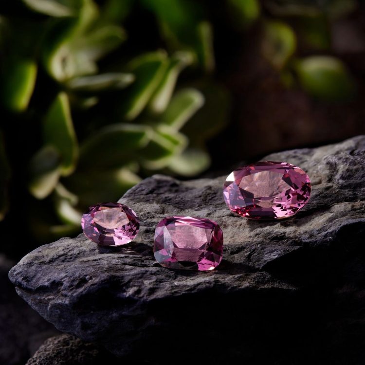 756408-02_kitalu_diamonds-v4-web-optimised-2560px-jpg 2.jpg