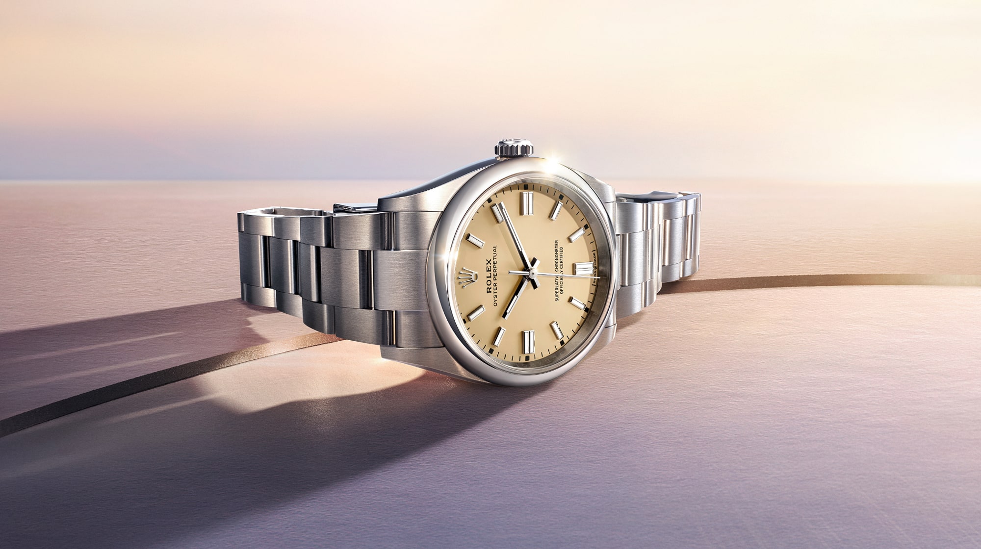 rolex-new-watches-2025-oyster-perpetual-essence-of-the-oyster_m126000-0012_2501stojan_002-portrait-min.jpg