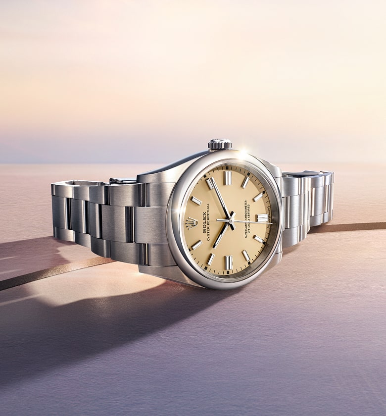 rolex-new-watches-2025-oyster-perpetual-essence-of-the-oyster_m126000-0012_2501stojan_002-portrait-min.jpg