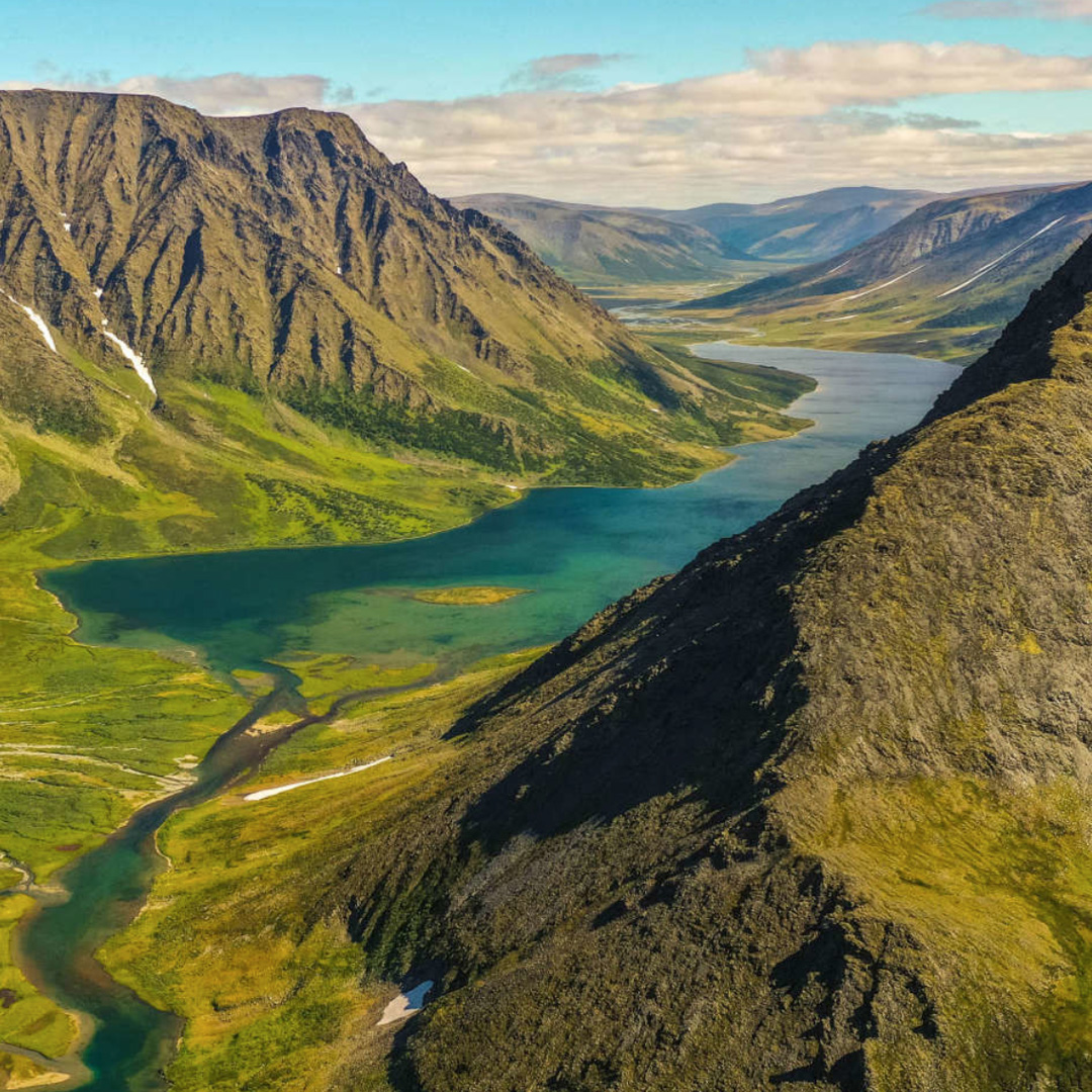 Ural_Mountain_Landscape.jpg