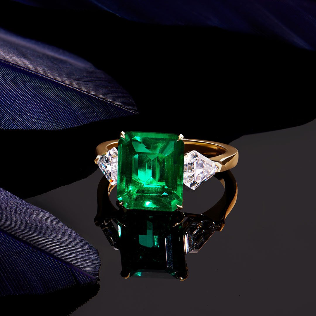 Muzo Emerald Ring