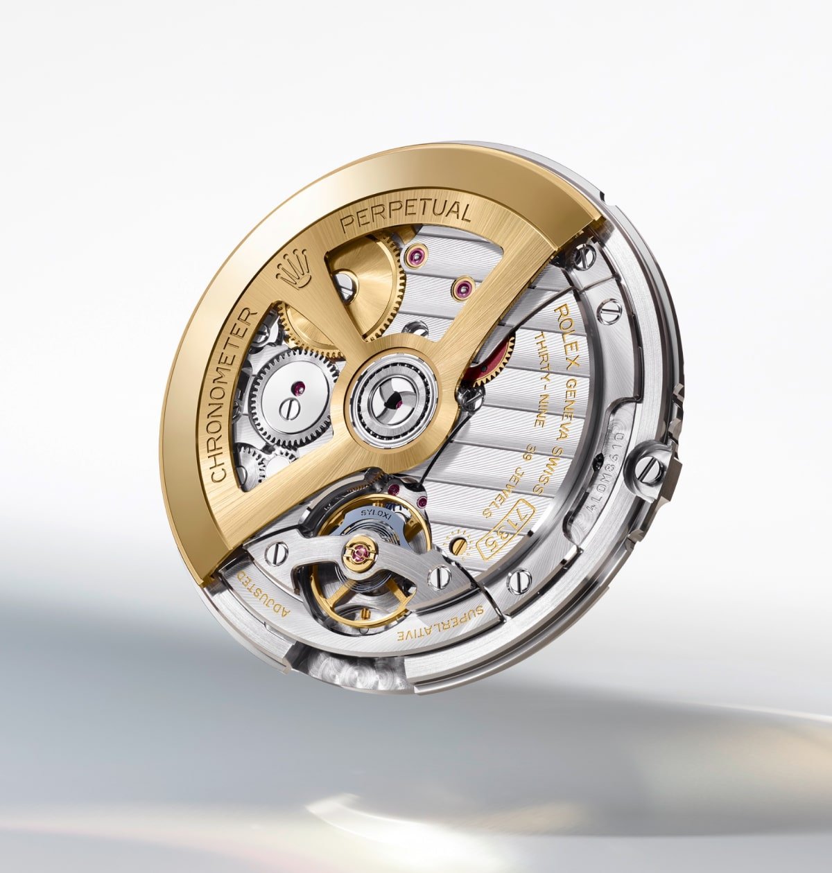 rolex-new-watches-2025-the-land-dweller-7135-movement_movt7135l_2411uf_002_calibre_lancia-portrait-min.jpg