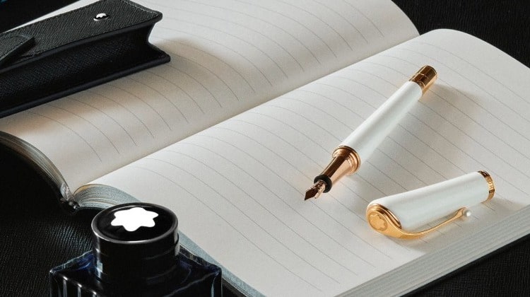 Montblanc Muses Marilyn Monroe Special Edition Pearl Fountain Pen in Precious Resin