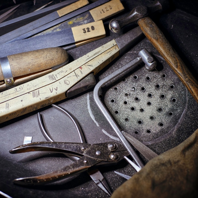 139951-pragnell-craftsmanship-15-web-optimised-2560px-jpg (1) (1).jpg