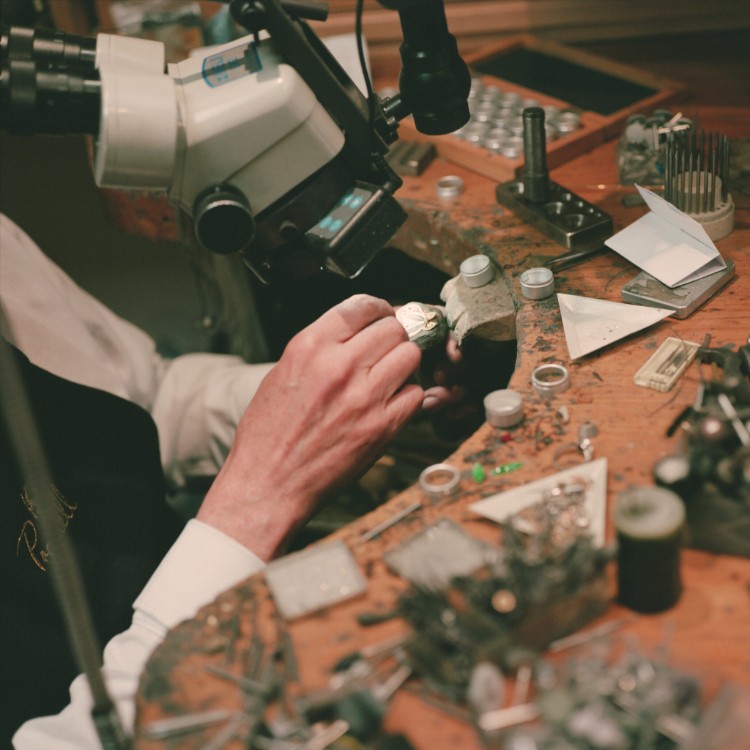 161479-pragnall-workshop5-orange (1) (1).jpg