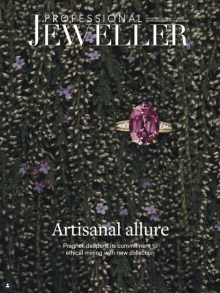 Professional Jewellery - A Kitulo Garnet Ring