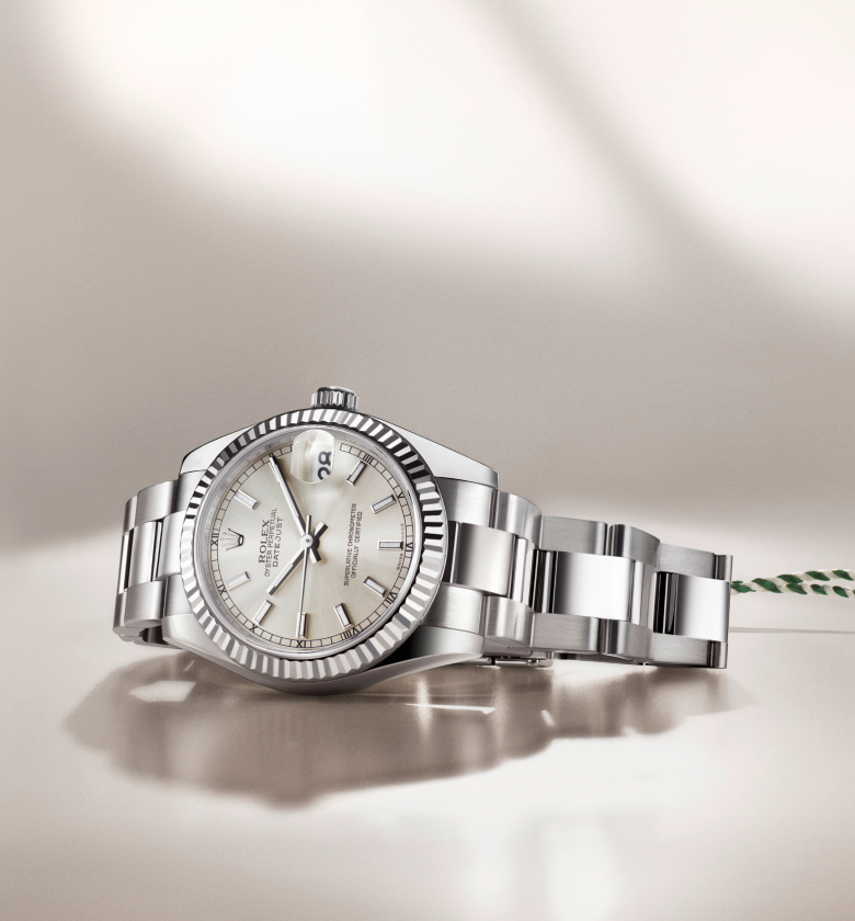 rolex-cpo-datejust-ambiance-m178274_2403ac_005-portrait.jpg