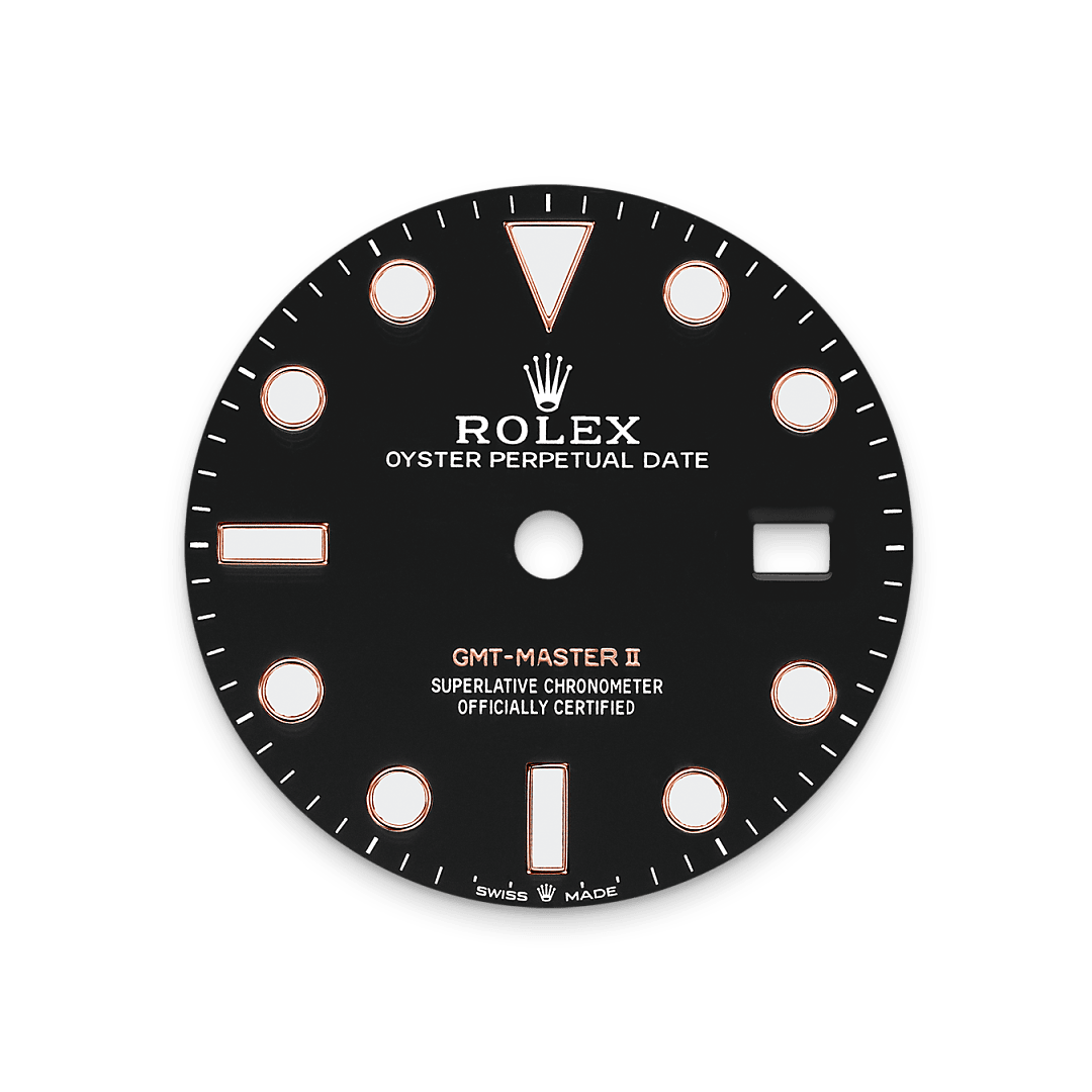 Like all Rolex Professional watches, the GMT-Master II offers exceptional legibility in all circumstances, and especially in the dark, thanks to its Chromalight display. The broad hands and hour markers in simple shapes – triangles, circles, rectangles – are filled with a luminescent material emitting a long-lasting glow. 