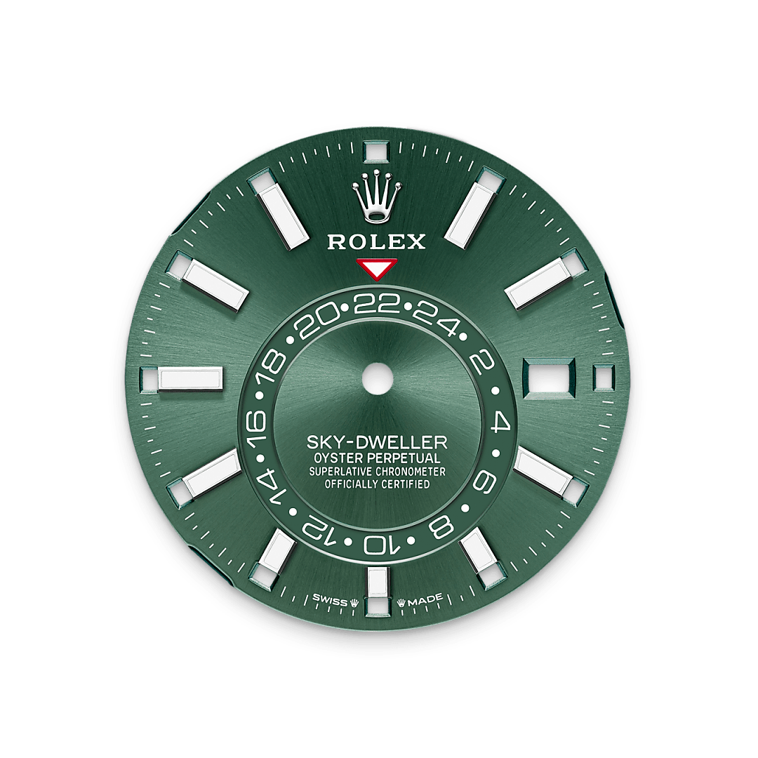 A fixed inverted red triangle on the dial points to the chosen reference time – the time at home or at the traveller’s usual workplace – on the off-centre 24-hour disc. At a glance, this 24-hour display clearly distinguishes daytime hours from night-time hours in the other time zone. The dials now feature rectangular index hour markers and longer hands, as well as a Chromalight display with long-lasting luminescence, which enhances legibility. 
A deep red rectangle in one of the 12 windows around the dial indicates the current month, a striking characteristic of the Saros annual calendar. This ingenious mechanism simplifies life for the wearer of the watch, who no longer needs to think about adjusting the date at the end of a 30-day month. The annual calendar displays the correct date through the year. Only one adjustment is needed – on 1 March (February having only 28 or 29 days). The date is connected to local time and automatically changes according to the traveller’s local time zone.
