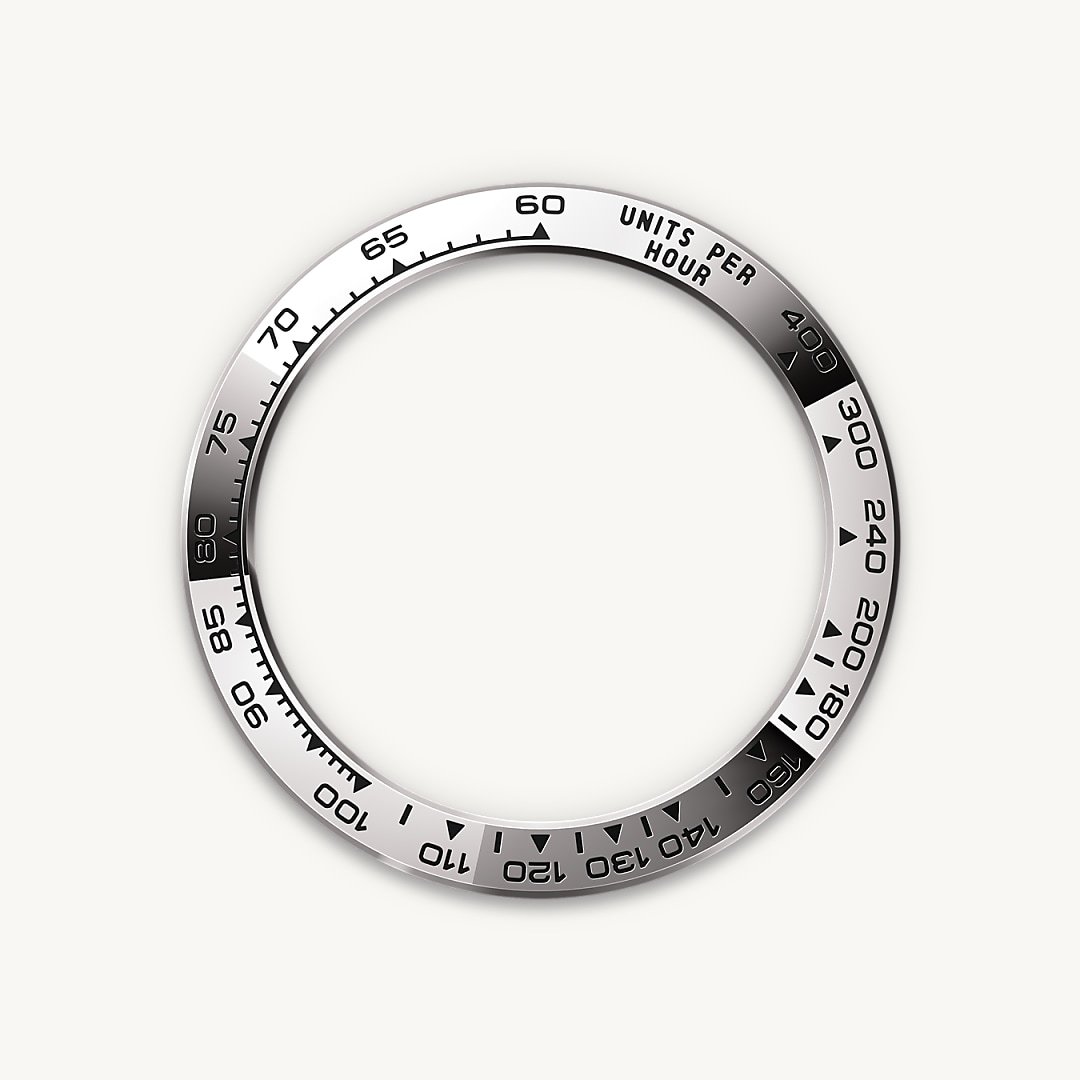 With its tachymetric scale, its three counters and its pushers, the Cosmograph Daytona was designed to be the ultimate timing tool for endurance racing drivers. The bezel features a tachymetric scale to read average speed over a given distance based on elapsed time. This scale offers optimal legibility, making the Cosmograph Daytona the ideal instrument for measuring speeds up to 400 units per hour, expressed in kilometres or miles.
