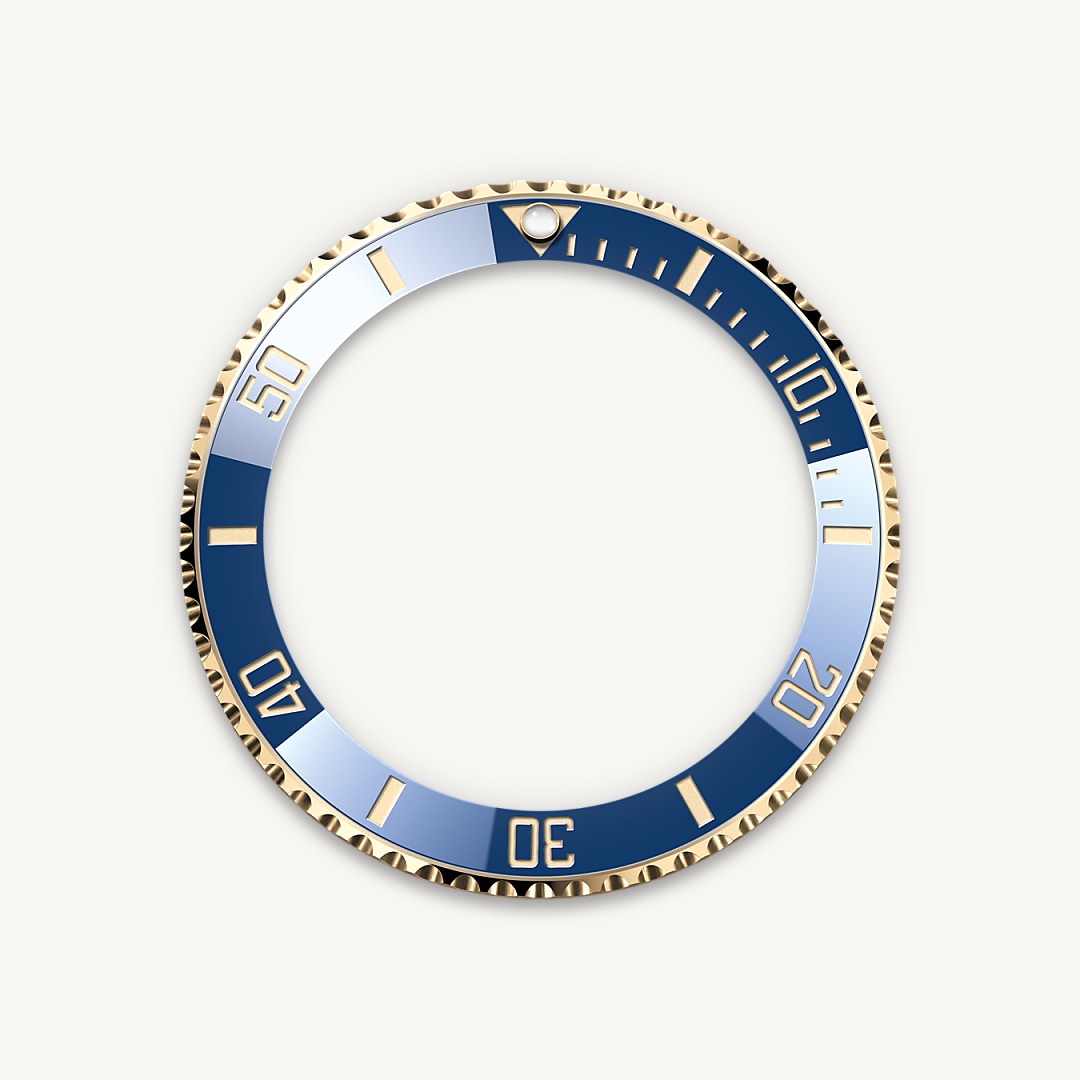 The Submariner's rotatable bezel is a key functionality of the watch. Its 60-minute graduations allow a diver to accurately and safely monitor diving time and decompression stops. Manufactured by Rolex from a hard, corrosion-resistant ceramic, the Cerachrom bezel insert is virtually scratchproof. A luminescent capsule on the zero marker ensures legibility, no matter how dark the environment. The bezel’s knurled edge is carefully designed to offer excellent grip under water, even with gloves.