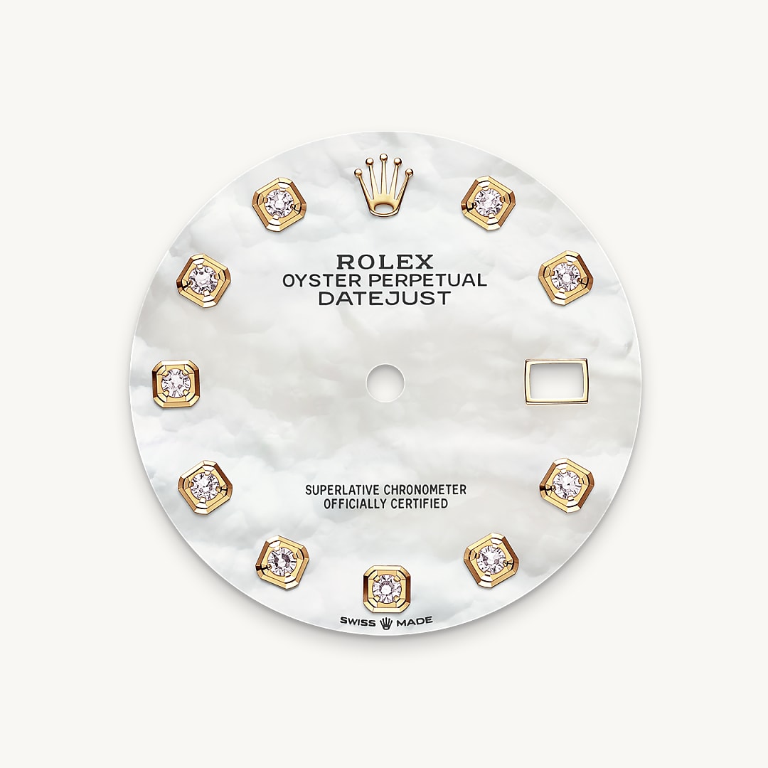 This dial features diamonds in 18 ct gold settings. Mother-of-pearl is by its nature full of mystery and surprises. Depending on its origin, it can be pink, white, black or yellow. It differs in colour, intensity and structure according to the part of the shell from which it is extracted. At Rolex, mother-of-pearl is never artificially coloured. Instead, particular know-how and skill are devoted to simply highlighting its natural beauty and preserving the original hues. As all mother-of-pearl dials are unique pieces, an identical dial will never be found on another wrist.