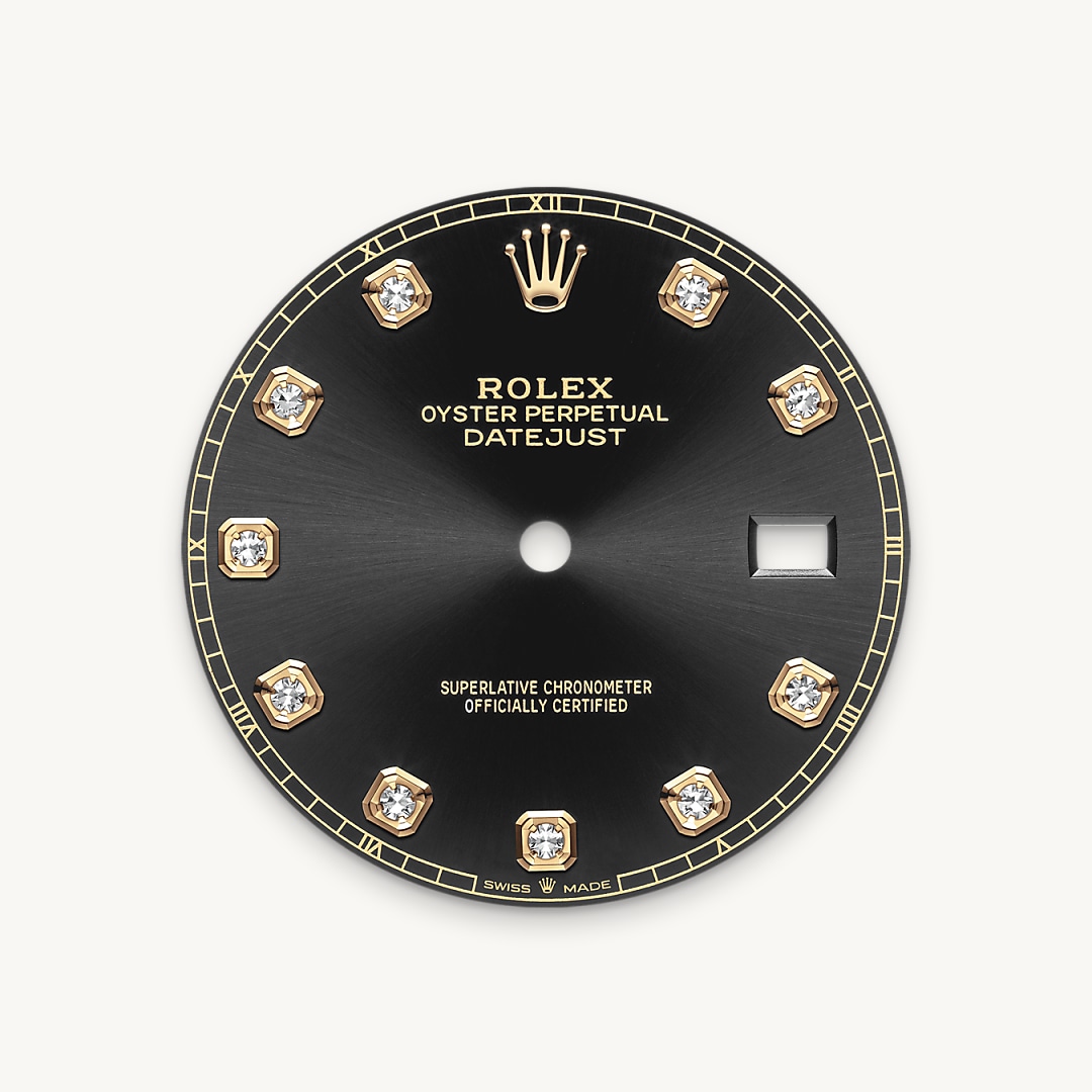 The sunray finish creates delicate light reflections on many dials in the Oyster Perpetual collection. It is obtained using masterful brushing techniques that create grooves running outwards from the centre of the dial. Light is diffused consistently along each engraving, creating a characteristic subtle glow that moves depending on the position of the wrist. Once the sunray finish has been completed, the dial colour is applied using Physical Vapour Deposition or electroplating. A light coat of varnish gives the dial its final look.