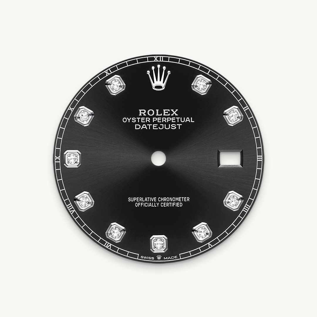 The sunray finish creates delicate light reflections on many dials in the Oyster Perpetual collection. It is obtained using masterful brushing techniques that create grooves running outwards from the centre of the dial. Light is diffused consistently along each engraving, creating a characteristic subtle glow that moves depending on the position of the wrist. Once the sunray finish has been completed, the dial colour is applied using Physical Vapour Deposition or electroplating. A light coat of varnish gives the dial its final look.