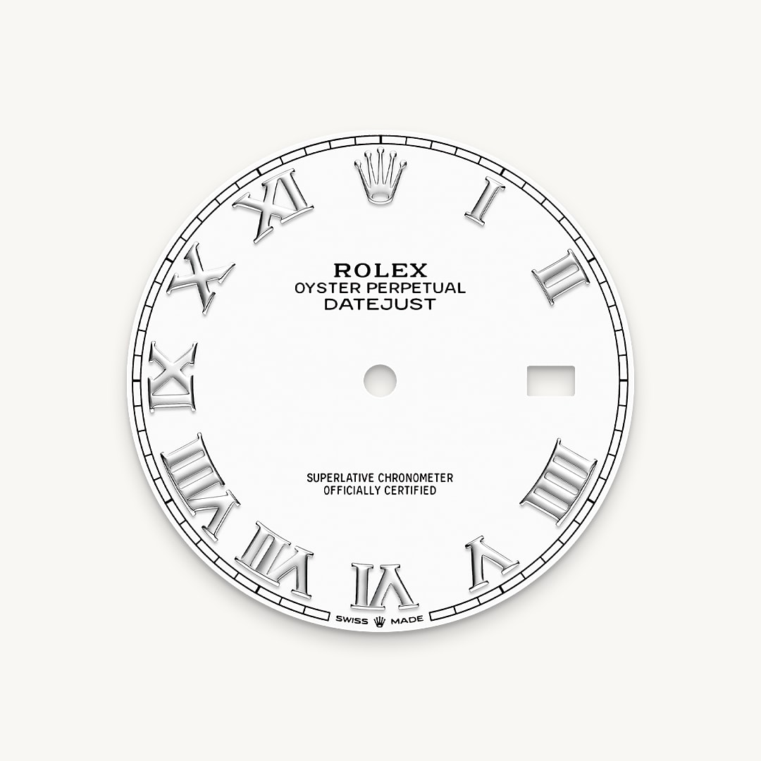 Lacquer combines almost limitless freedom of colour with intensity and a smooth finish. The lacquering technique consists of successively depositing six thin layers of lacquer on a brass base plate. A colourless varnish is then applied to give the colour or shade all of its depth and shine. Once the varnish is dry, the surface of the dial is polished to magnify the colour; the dial is then ready to be pad printed and receive its appliques.