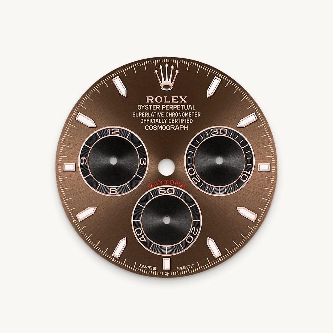 This model features a chocolate and black dial with snailed counters, 18 ct gold applique hour markers and hands with a Chromalight display, a highly-legible luminescent material. The dial allows drivers to accurately map out their track times and tactics without fail.
