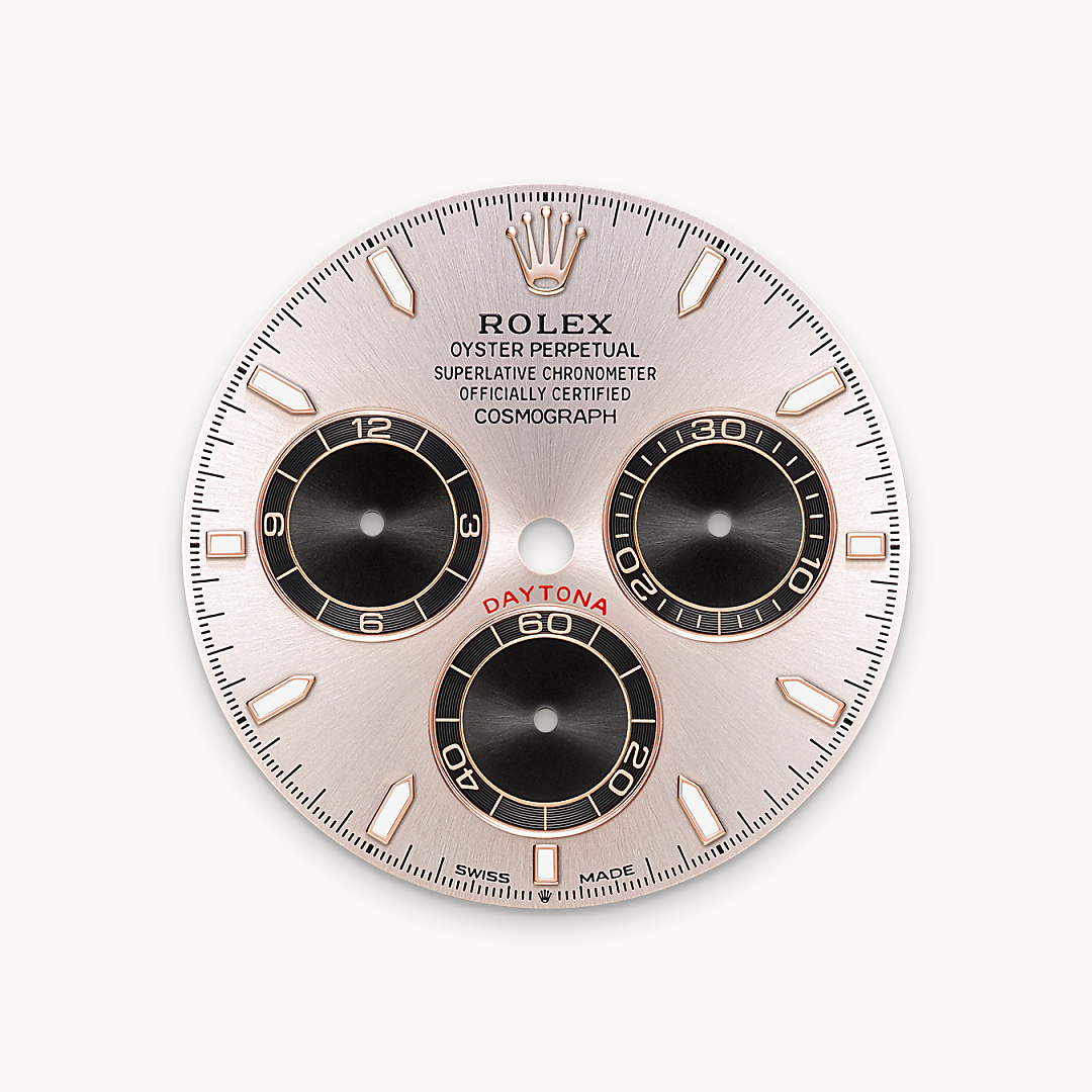 This model features a Sundust and bright black dial with snailed counters, 18 ct gold applique hour markers and hands with a Chromalight display, a highly-legible luminescent material. The dial allows drivers to accurately map out their track times and tactics without fail.