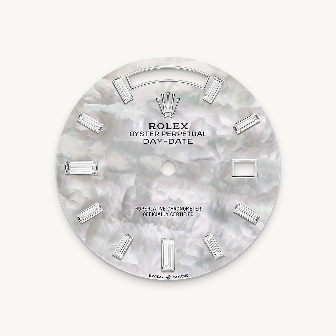 This dial features 10 baguette-cut diamonds. Mother-of-pearl is by its nature full of mystery and surprises. Depending on its origin, it can be pink, white, black or yellow. It differs in colour, intensity and structure according to the part of the shell from which it is extracted. At Rolex, mother-of-pearl is never artificially coloured. Instead, particular know-how and skill are devoted to simply highlighting its natural beauty and preserving the original hues. As all mother-of-pearl dials are unique pieces, an identical dial will never be found on another wrist.
