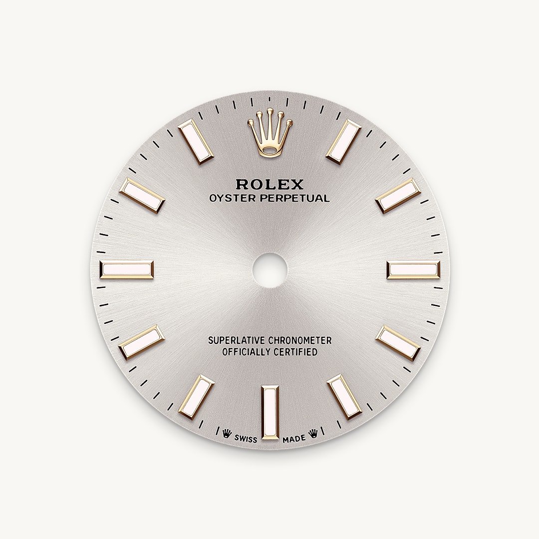 The sunray finish creates delicate light reflections on many dials in the Oyster Perpetual collection. It is obtained using masterful brushing techniques that create grooves running outwards from the centre of the dial. Light is diffused consistently along each engraving, creating a characteristic subtle glow that moves depending on the position of the wrist. Once the sunray finish has been completed, the dial colour is applied using Physical Vapour Deposition or electroplating. A light coat of varnish gives the dial its final look.