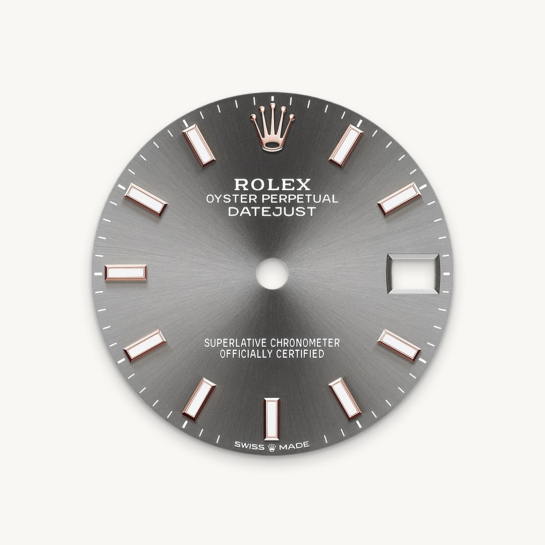 The sunray finish creates delicate light reflections on many dials in the Oyster Perpetual collection. It is obtained using masterful brushing techniques that create grooves running outwards from the centre of the dial. Light is diffused consistently along each engraving, creating a characteristic subtle glow that moves depending on the position of the wrist. Once the sunray finish has been completed, the dial colour is applied using Physical Vapour Deposition or electroplating. A light coat of varnish gives the dial its final look.