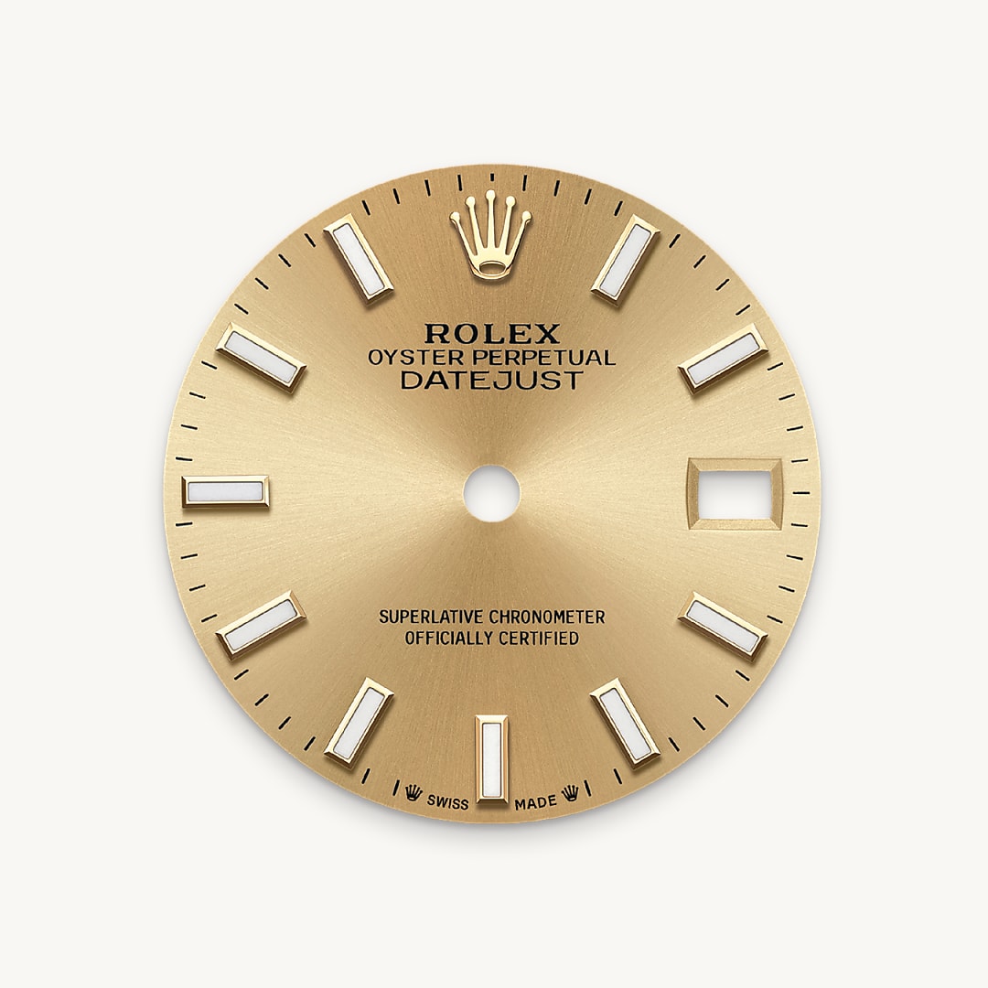 The sunray finish creates delicate light reflections on many dials in the Oyster Perpetual collection. It is obtained using masterful brushing techniques that create grooves running outwards from the centre of the dial. Light is diffused consistently along each engraving, creating a characteristic subtle glow that moves depending on the position of the wrist. Once the sunray finish has been completed, the dial colour is applied using Physical Vapour Deposition or electroplating. A light coat of varnish gives the dial its final look.