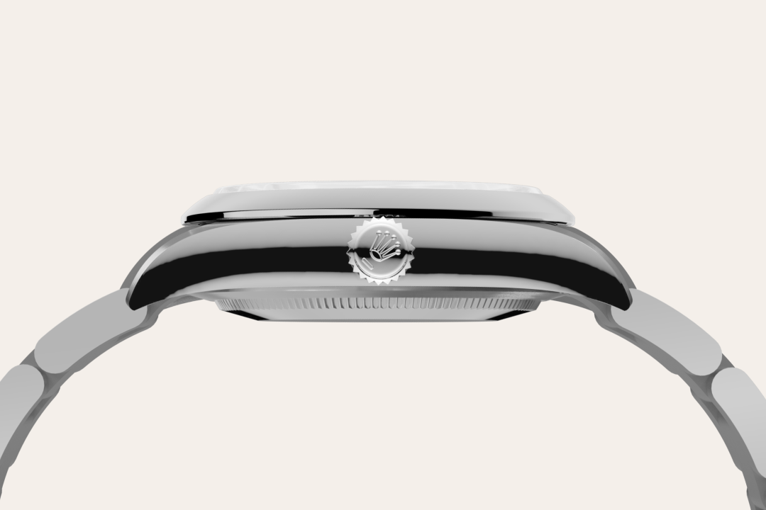 Rolex uses Oystersteel for its steel watch cases. Specially developed by the brand, Oystersteel belongs to the 904L steel family, alloys most commonly used in high-technology and in the aerospace and chemical industries, where maximum resistance to corrosion is essential. Oystersteel is extremely resistant, offers an exceptional finish once polished and maintains its beauty even in the harshest environments.