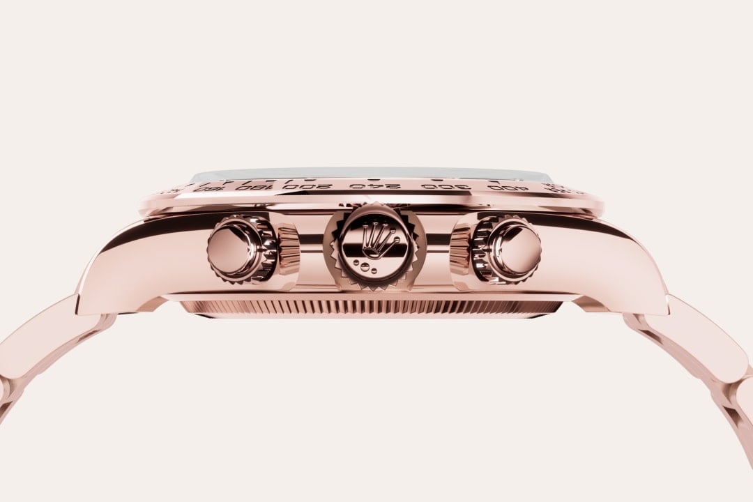 To preserve the beauty of its pink gold watches, Rolex created and patented an exclusive 18 ct pink gold alloy cast in its own foundry: Everose gold. Introduced in 2005, 18 ct Everose is used on all Rolex Oyster models in pink gold.