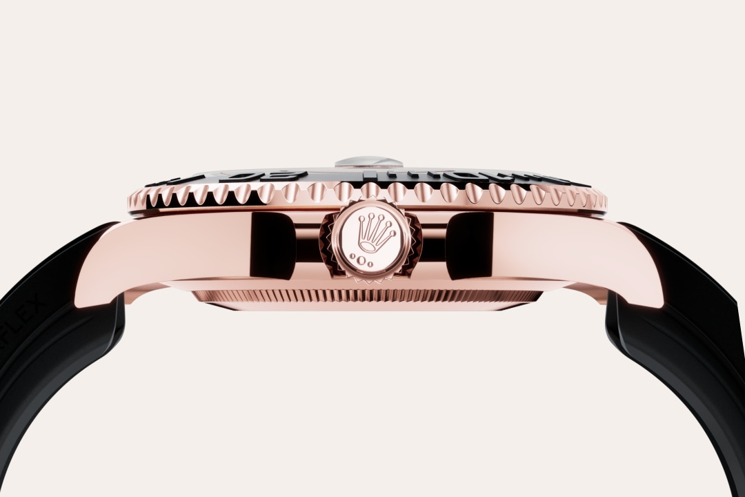 To preserve the beauty of its pink gold watches, Rolex created and patented an exclusive 18 ct pink gold alloy cast in its own foundry: Everose gold. Introduced in 2005, 18 ct Everose is used on all Rolex Oyster models in pink gold.