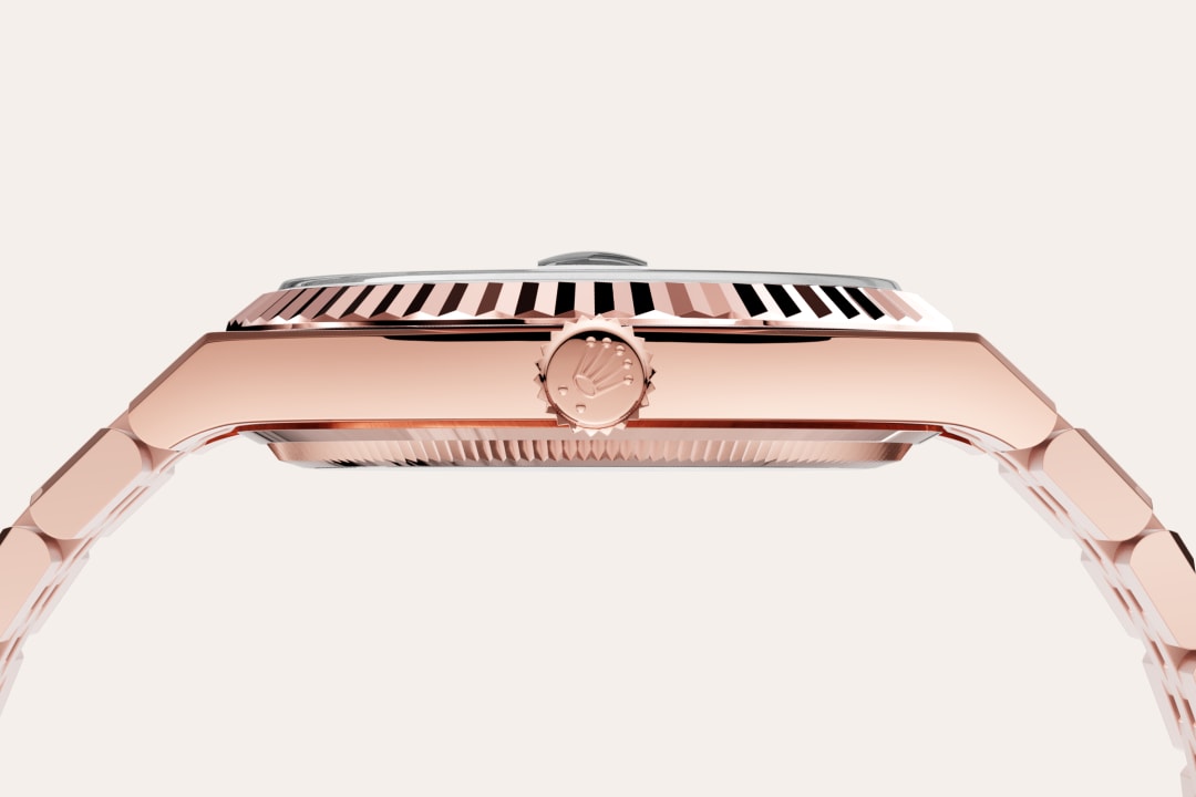 To preserve the beauty of its pink gold watches, Rolex created and patented an exclusive 18 ct pink gold alloy cast in its own foundry: Everose gold. Introduced in 2005, 18 ct Everose is used on all Rolex Oyster models in pink gold.