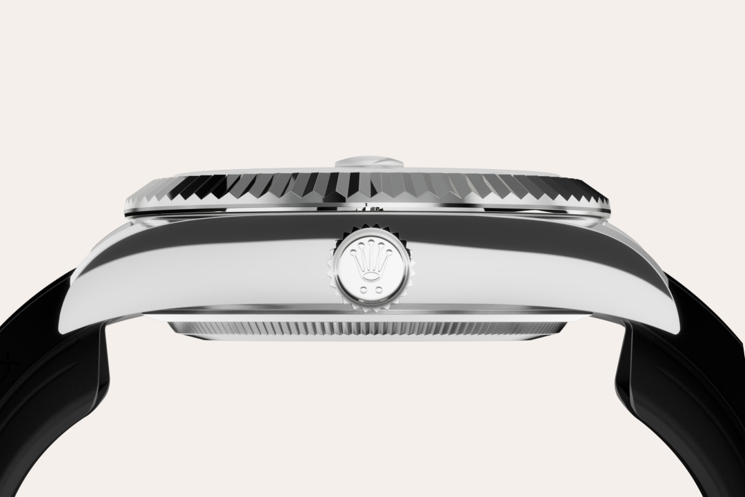 By operating its own exclusive foundry, Rolex has the unrivalled ability to cast the highest quality 18 ct gold alloys. According to the proportion of silver, copper, platinum or palladium added, different types of 18 ct gold are obtained: yellow, pink or white. They are made with only the purest metals and meticulously inspected in an in-house laboratory with state-of-the-art equipment, before the gold is formed and shaped with the same painstaking attention to quality. Rolex's commitment to excellence begins at the source.